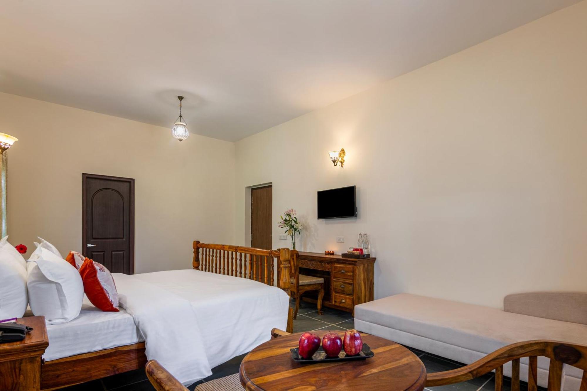 Sterling Aravalli 4*